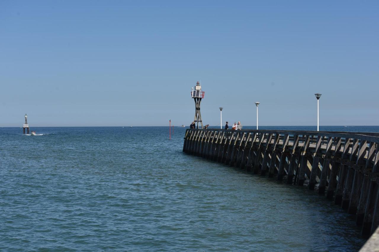 Le Petit Fort Beny-sur-Mer ภายนอก รูปภาพ